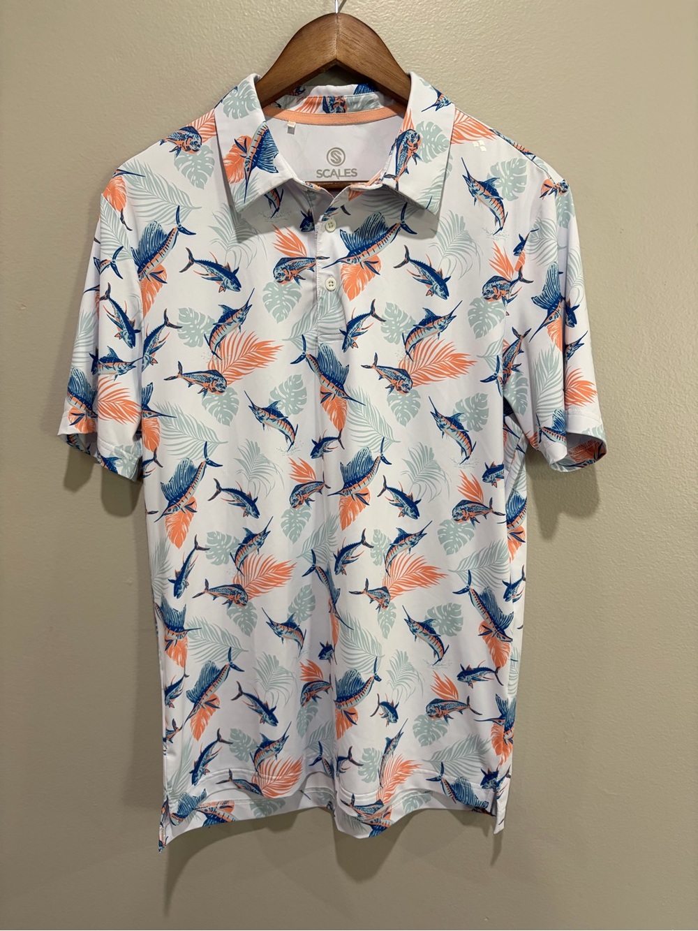 Scales Men’s Tropical Slam Polo Fish Print size Small